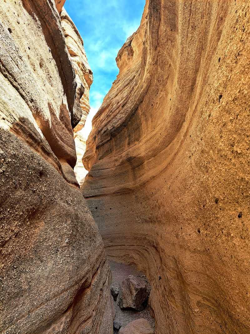 Navigating the Slot Canyon Trail safely and smoothly