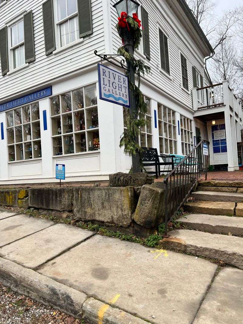 Peninsula Artsy Angle