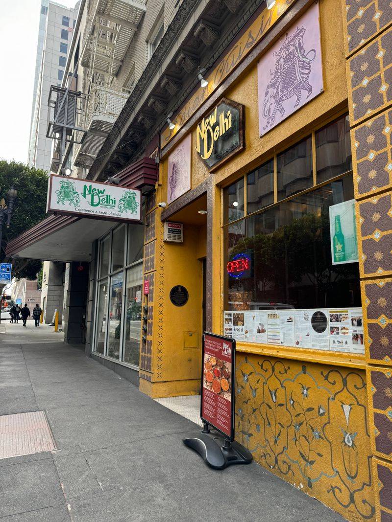 New Delhi Restaurant & Bar