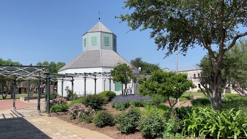 Explore the Charming Main Street Shopping District