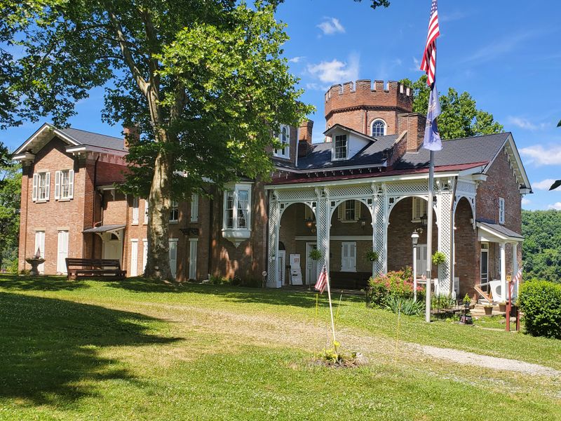 The Trading Post That Became a Castle