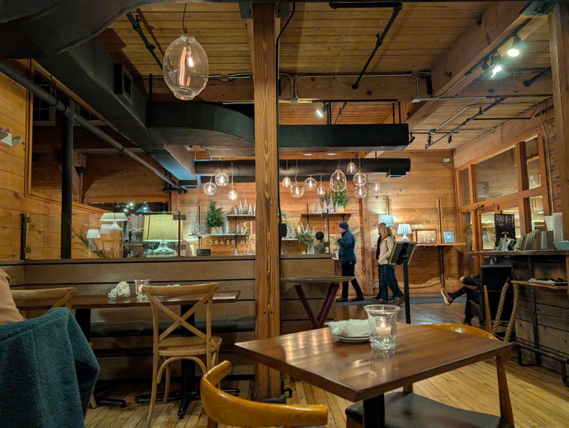 Quechee Village and the Charm of Small-Town Vermont