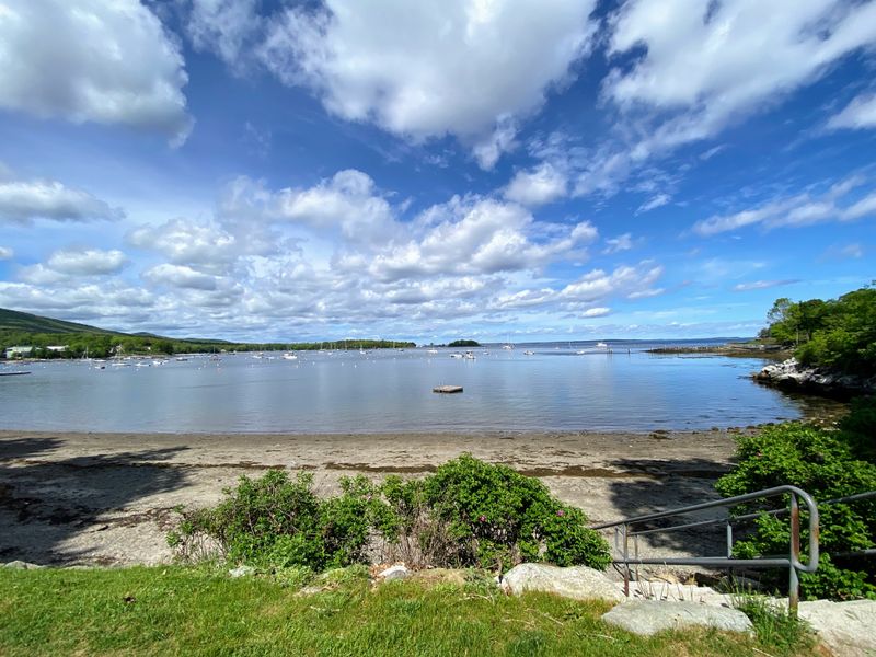 Laite Memorial Beach on Bay View Street