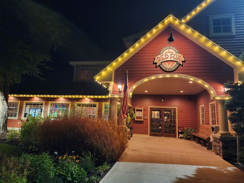 Red Fox Bar and Grille Family Warmth
