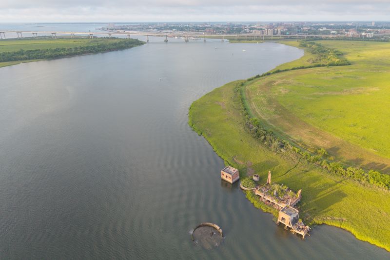 Architecture and machinery details to spot