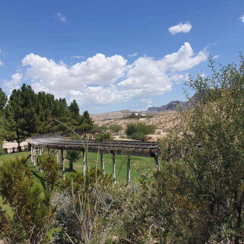 Border culture in everyday moments