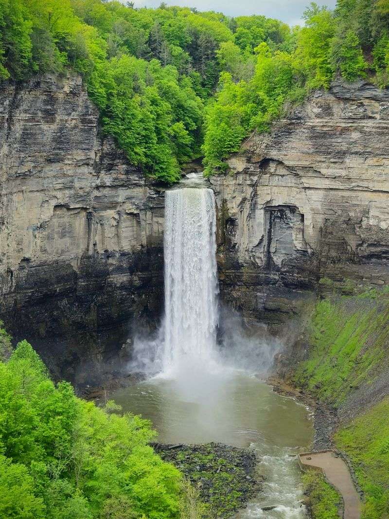 Taughannock Falls Overlooks