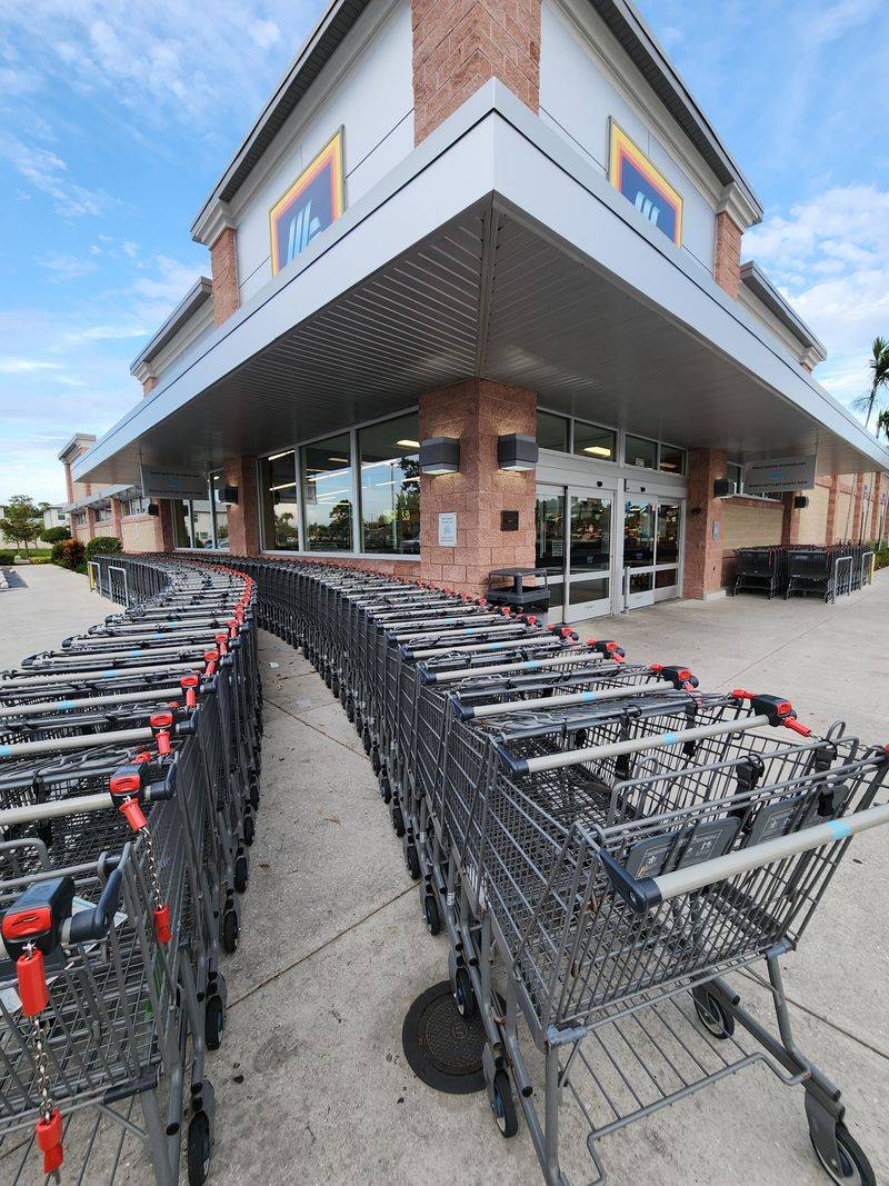 Aldi, Smart and Simple Stops