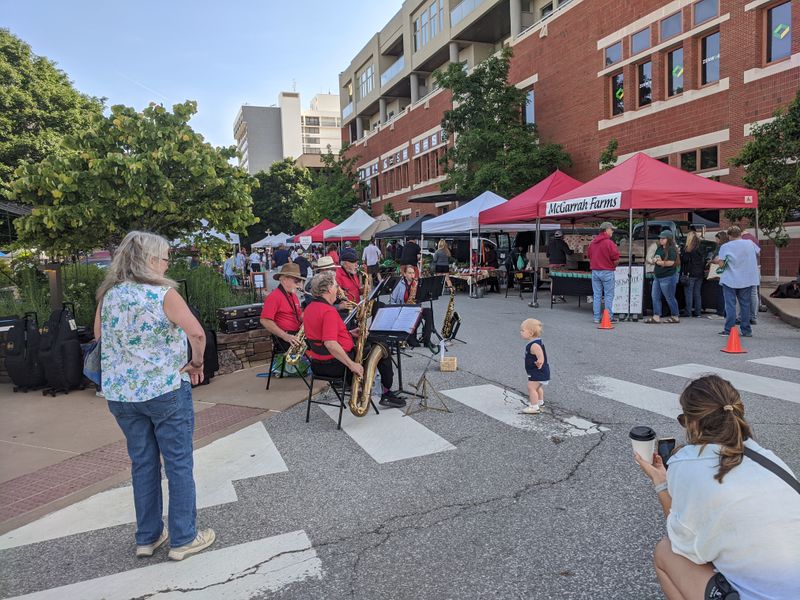 Parking Nightmares at Popular Market Locations