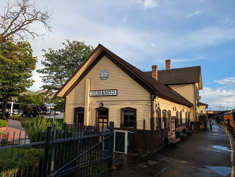 Where The Tracks Lead, A Simple Route Overview