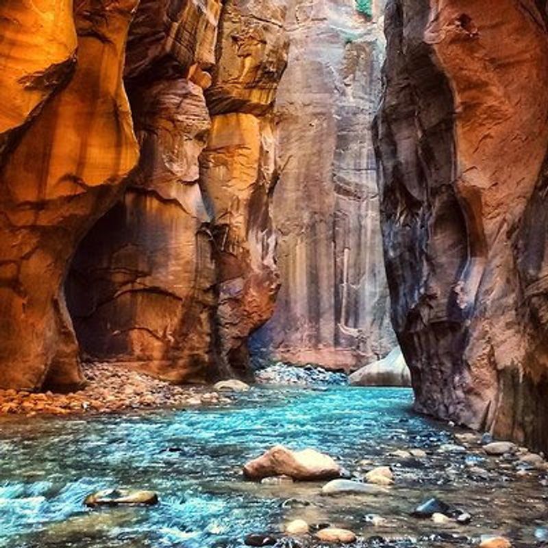 The Narrows Offers an Unforgettable Water Hiking Experience