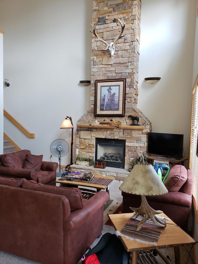 Quiet Corners Where Guests Catch Their Breath