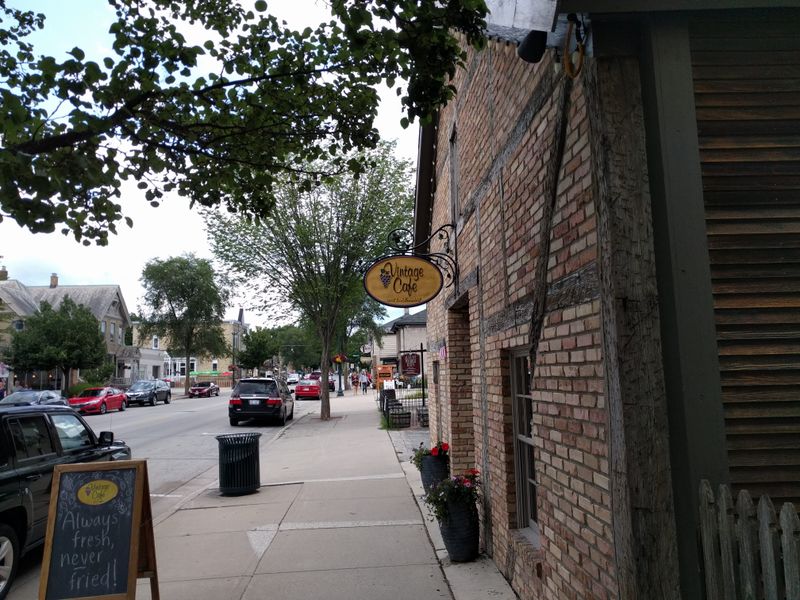 Cedarburg Main Street Glow