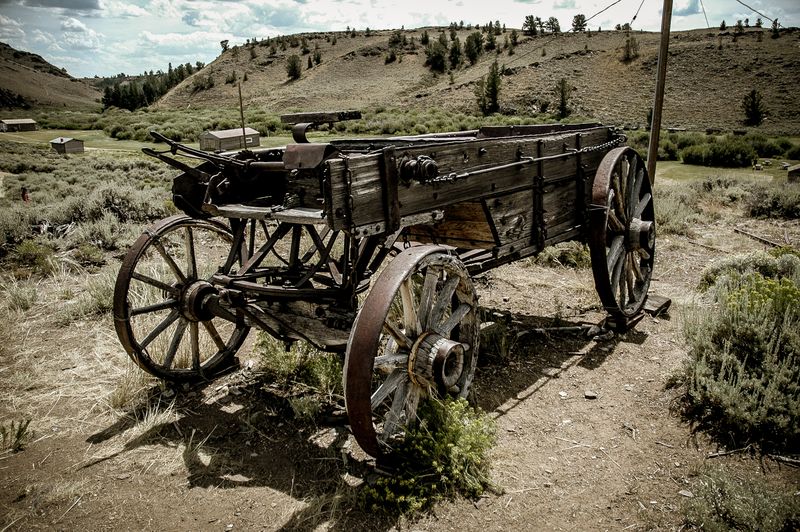 Strategic Location on Oregon Trail Brought Early Traffic