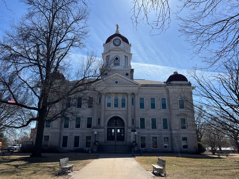 Carthage Courthouse Square Historic District