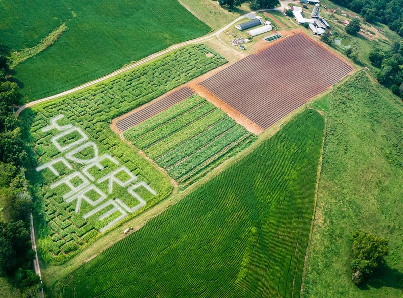 Yoder Family Of VA Produce Stand