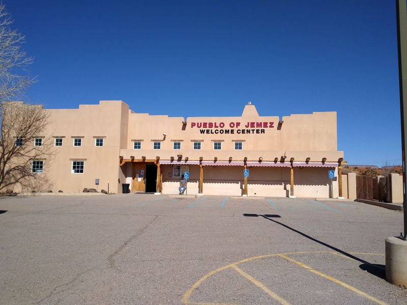 Walatowa Visitor Center At Jemez Pueblo