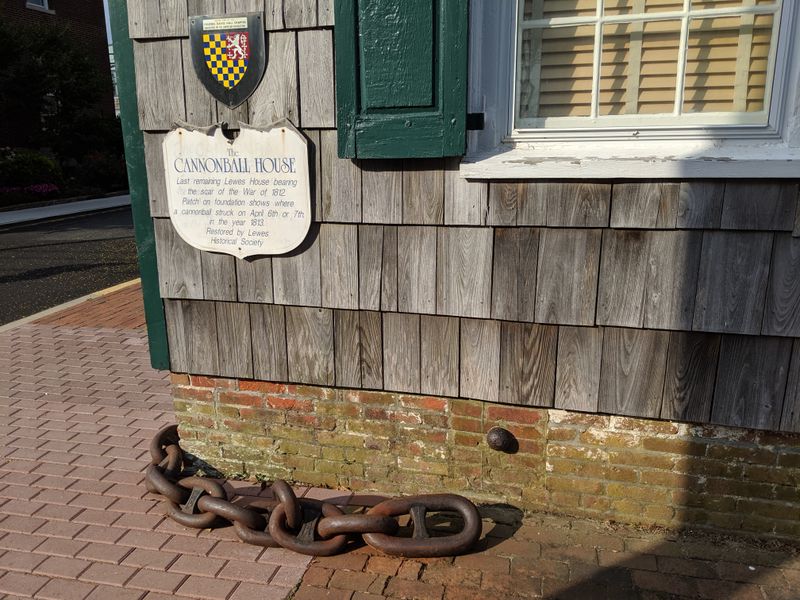Cannonball House and Colonial Architecture