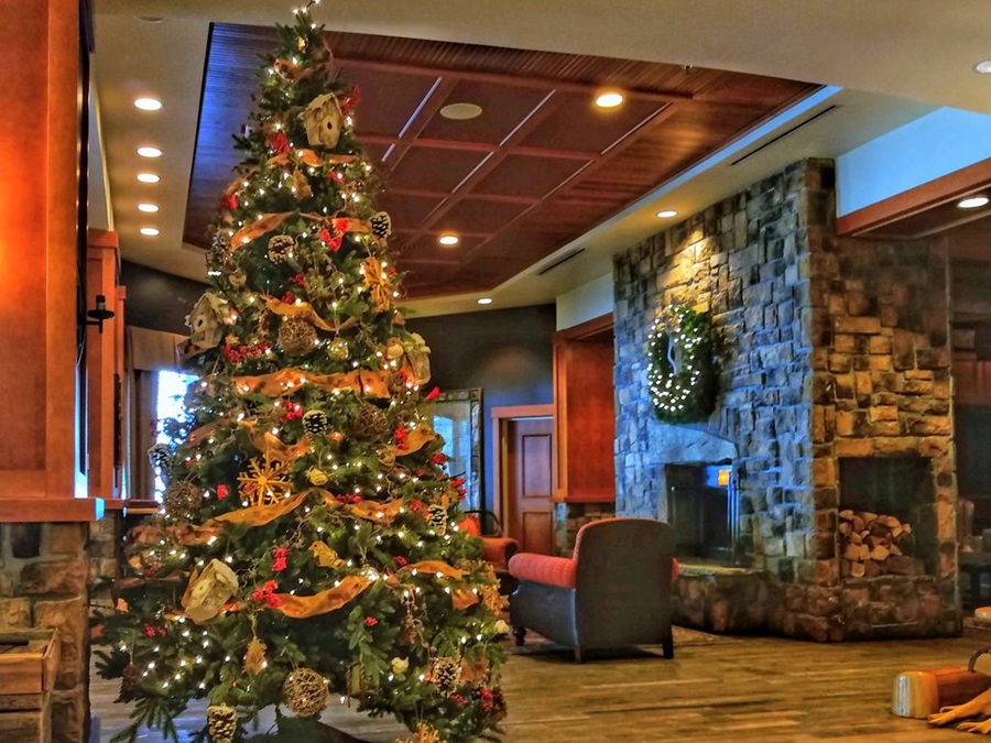 Celebrate the holidays in the Adirondacks at High Peaks Resort. Photo c. High Peaks Resort