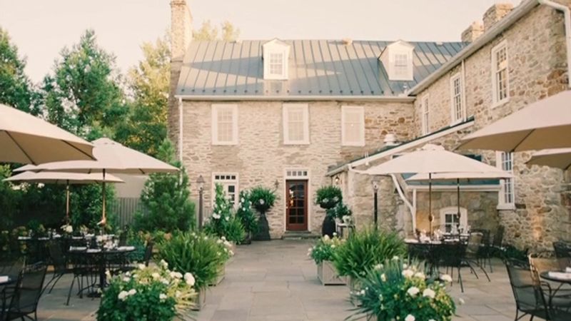 The Red Fox Inn & Tavern