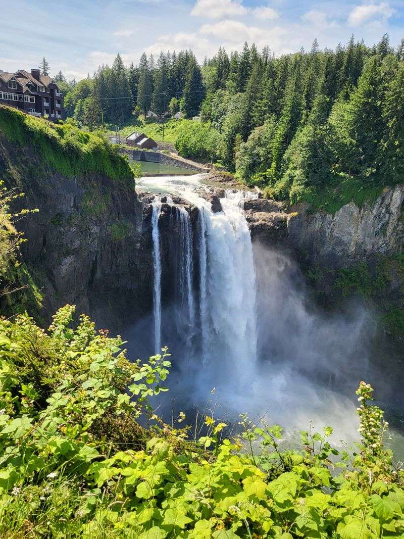 Snoqualmie Falls