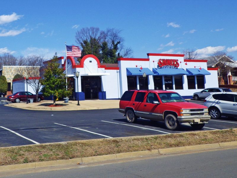 Shoney's in Fredericksburg