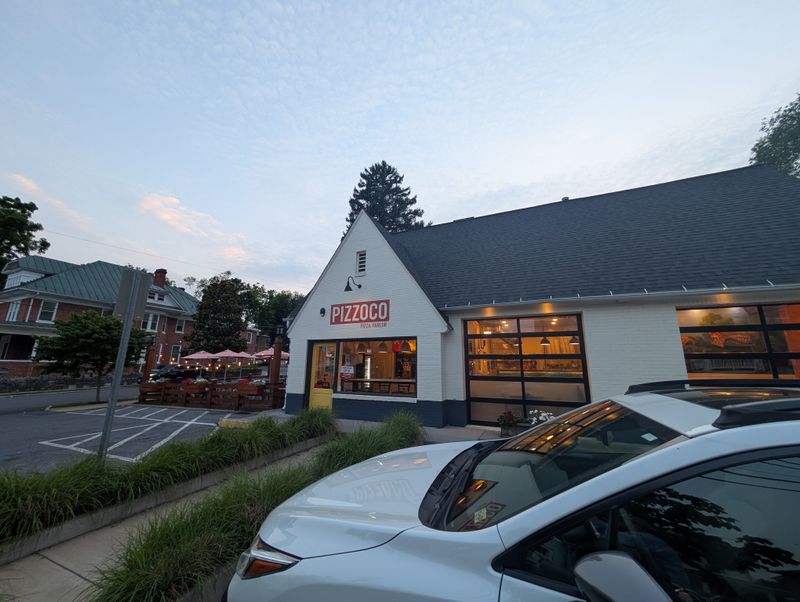 Pizzoco Pizza Parlor (Winchester)