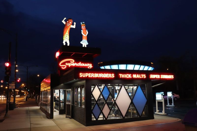 Superdawg Drive-In