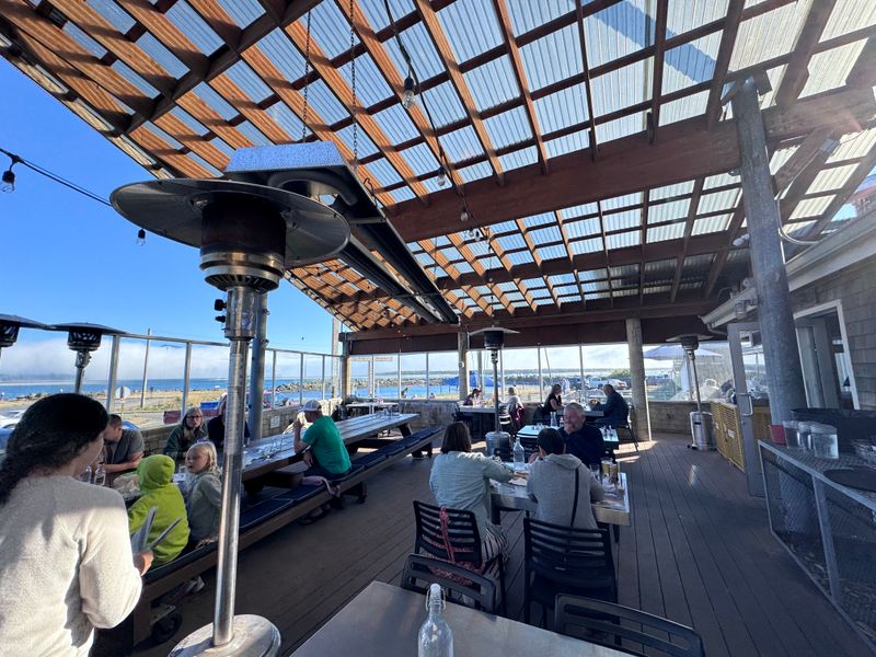 The Schooner Restaurant & Lounge in Netarts