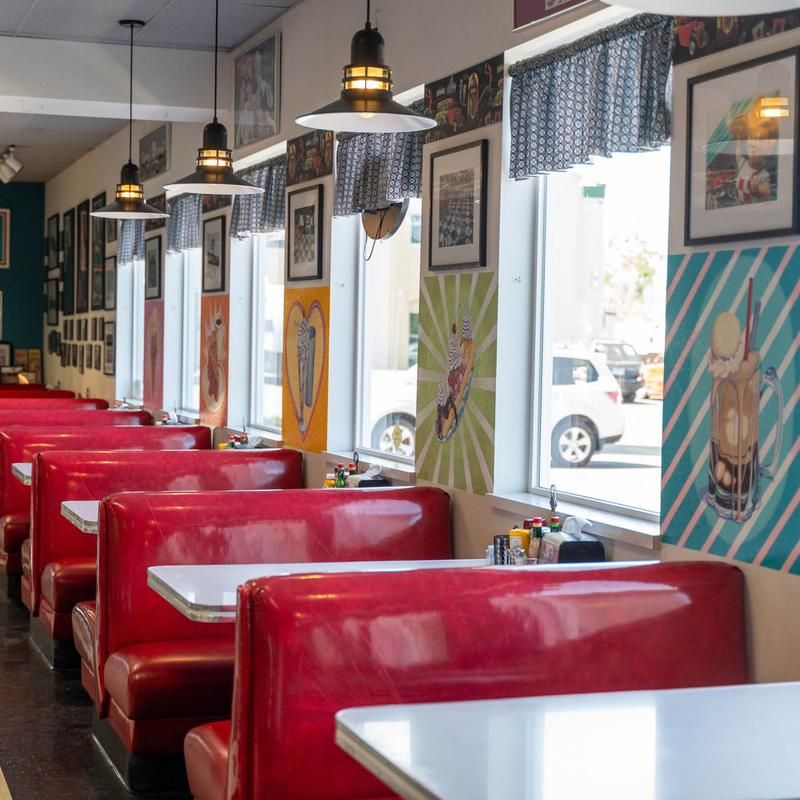 The Unpretentious Atmosphere That Keeps Locals Coming Back