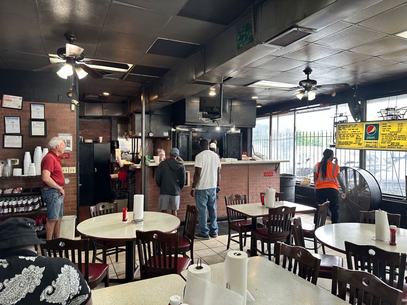 Authentic Old-School Barbecue Atmosphere That Takes You Back in Time