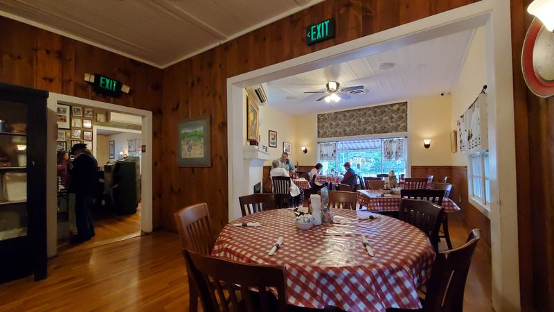 Southern Staples That Hit The Comfort Button