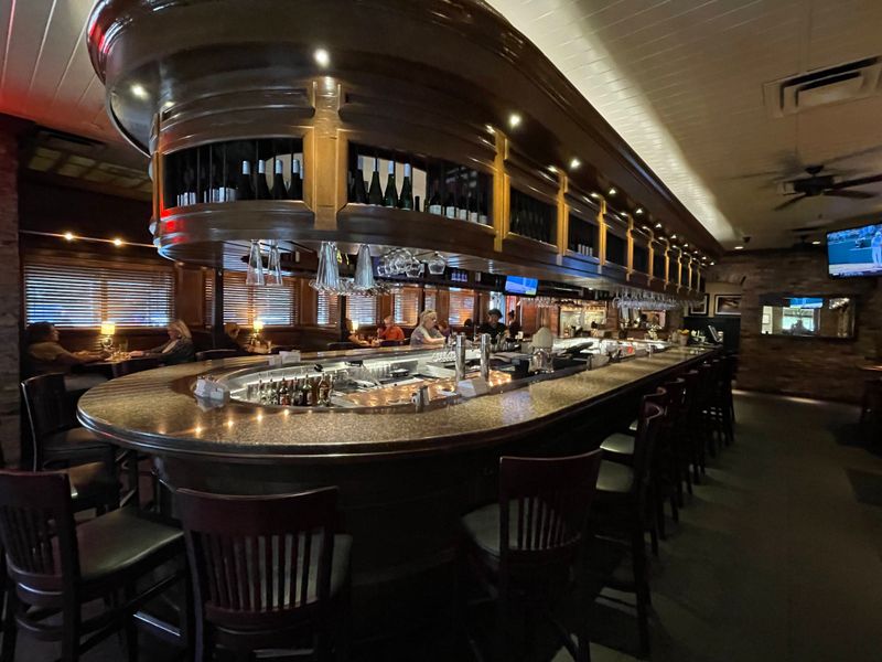 Service That Anticipates Without Hovering