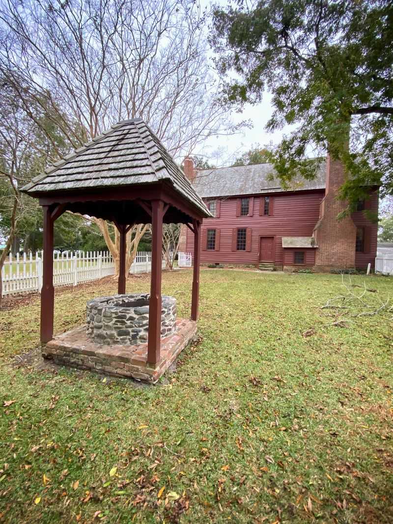 Historic Homes That Sit Close To The Street