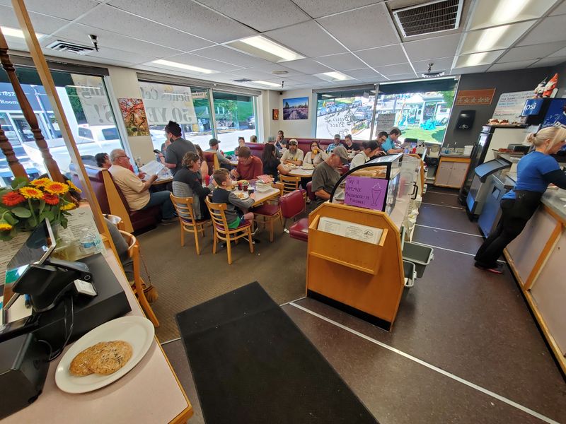 Family Diners in Hood River