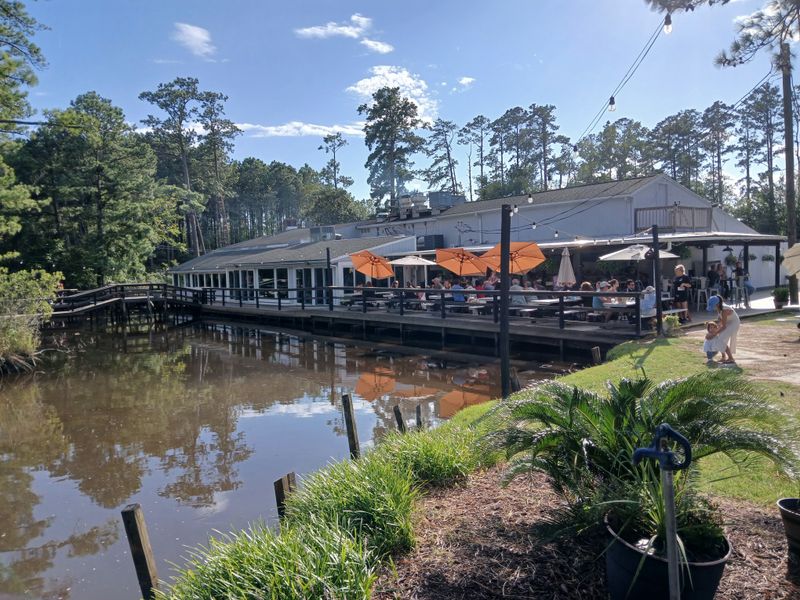 Blue Pete's Restaurant (Virginia Beach)