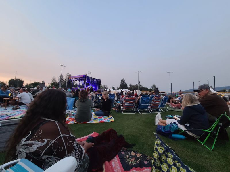 Arts and Crafts That Tell Stories