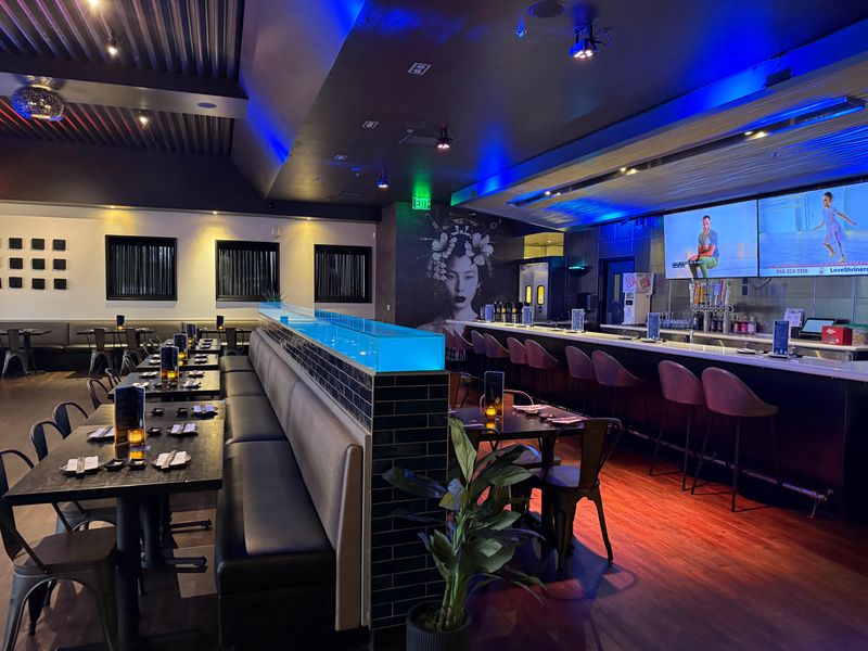 Pier 50 Sushi, Sacramento