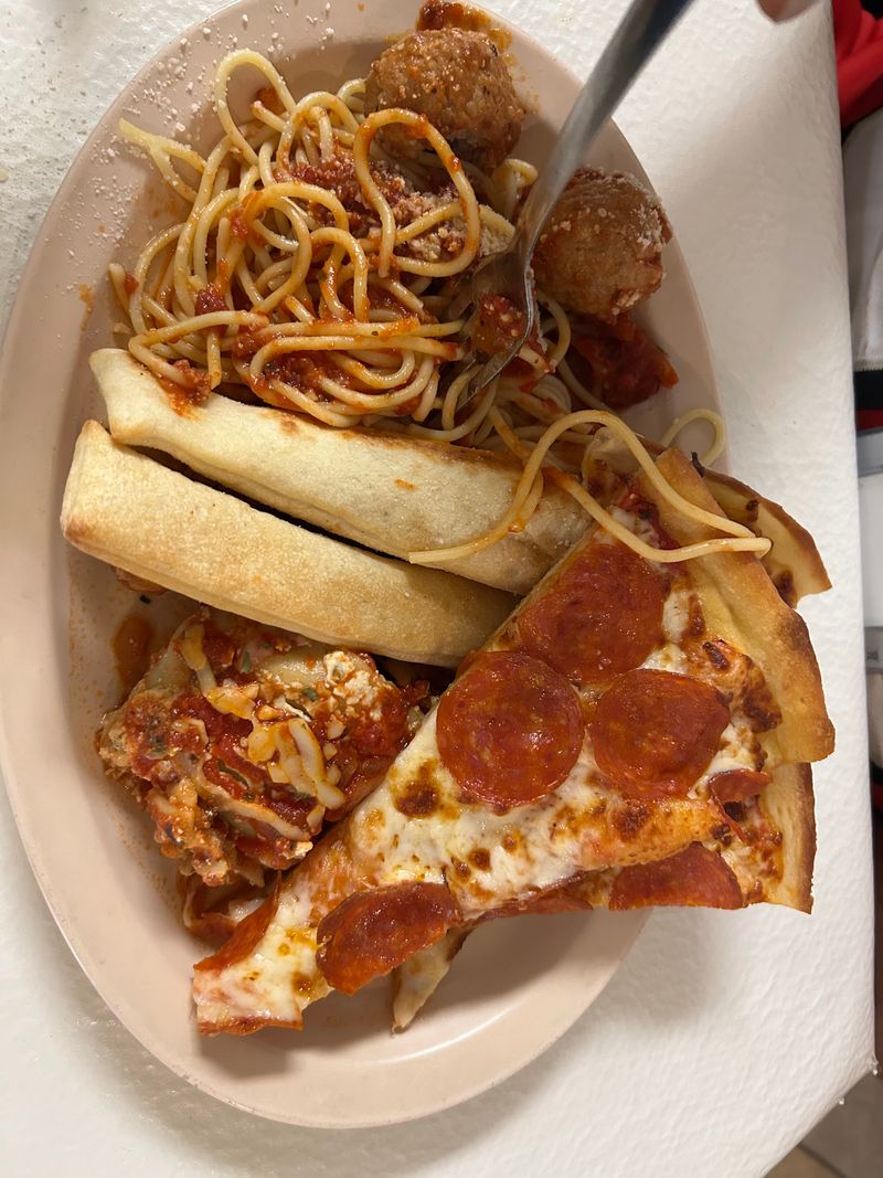 Buffet Done Right With Fresh and Hot Favorites