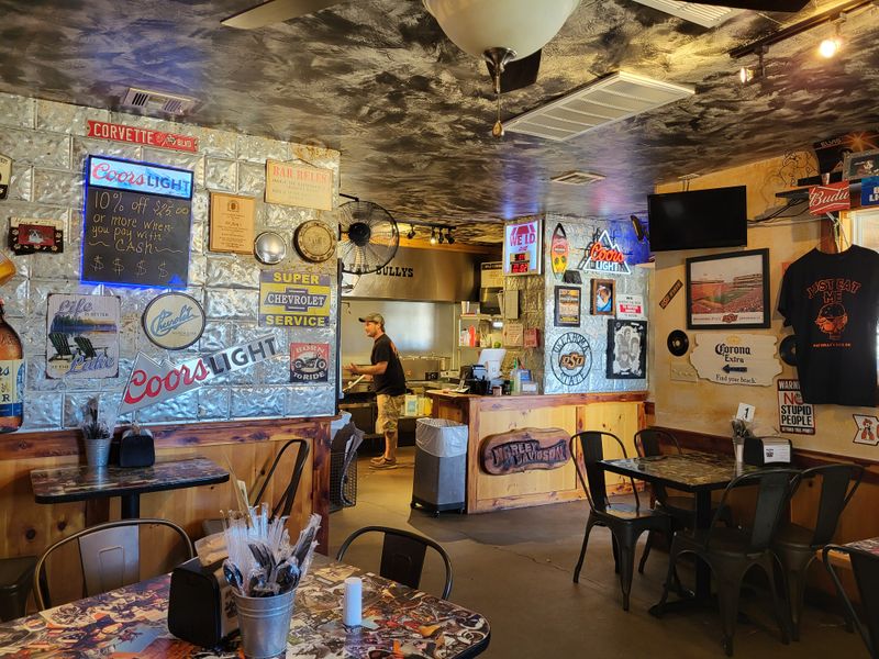 Fat Bullys, Sulphur, Oklahoma