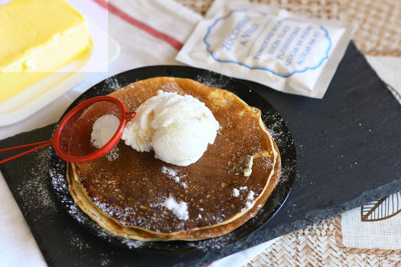 World-Famous Fluffy Pancakes That Keep Locals Coming Back