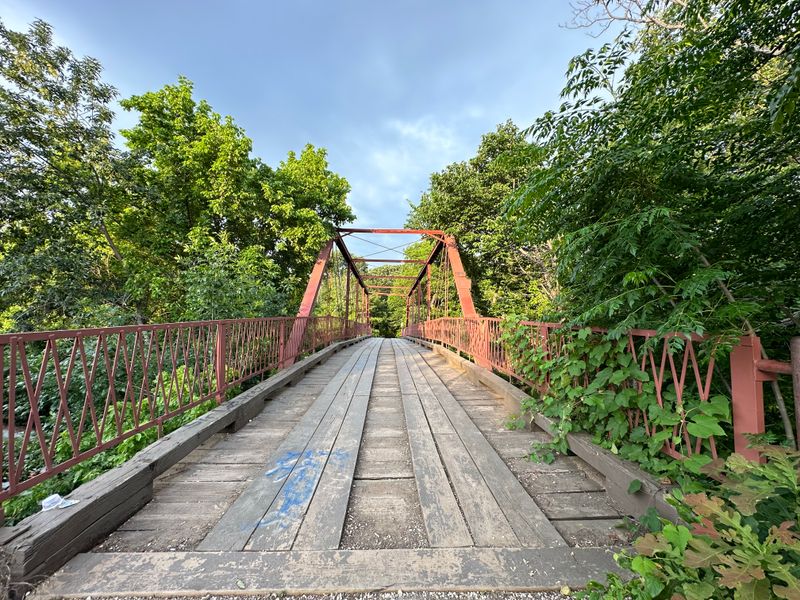 Old Alton Bridge (Denton)