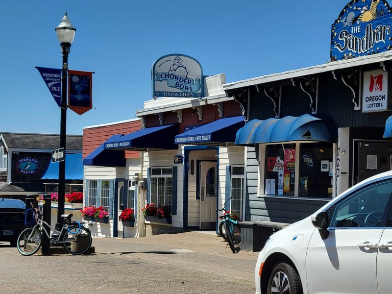 Chowder Bowl at Nye Beach, Newport