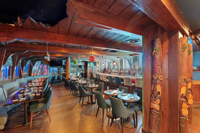 The Wreck Bar Mermaid Show