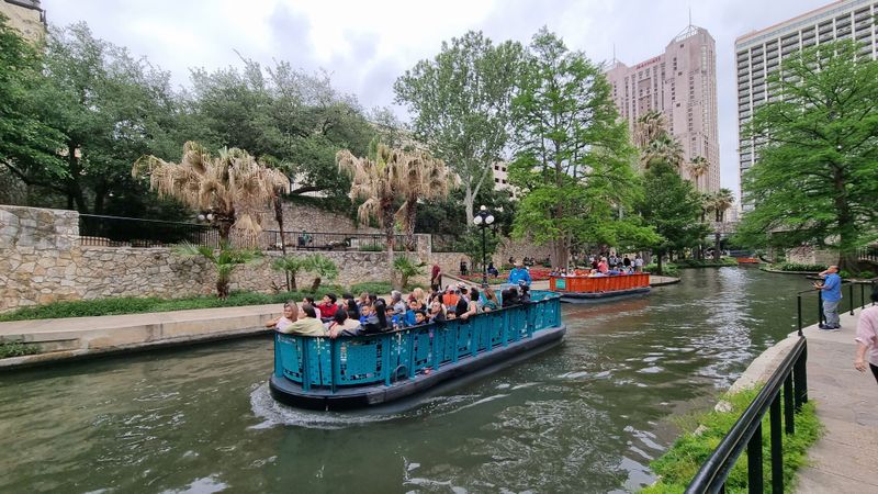 Proximity to River Walk Creates Convenience