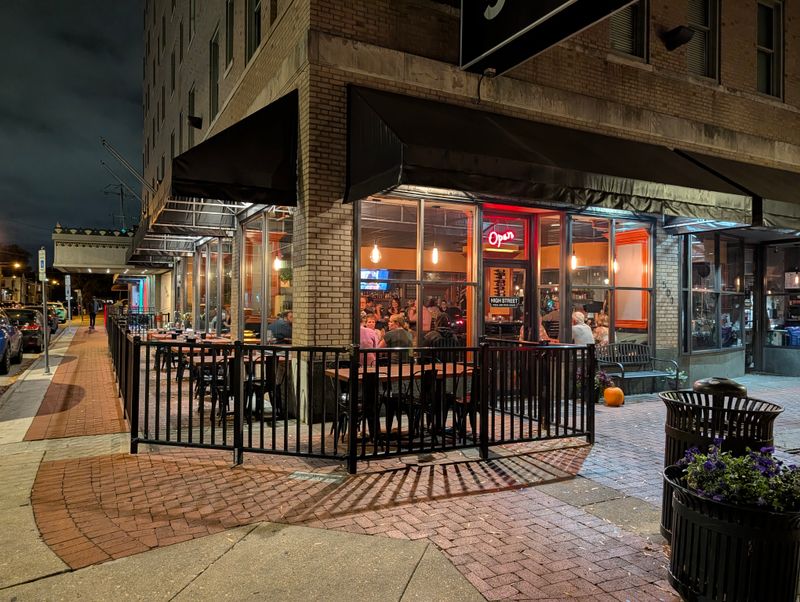 High Street Pizza & Pour House (Portsmouth)