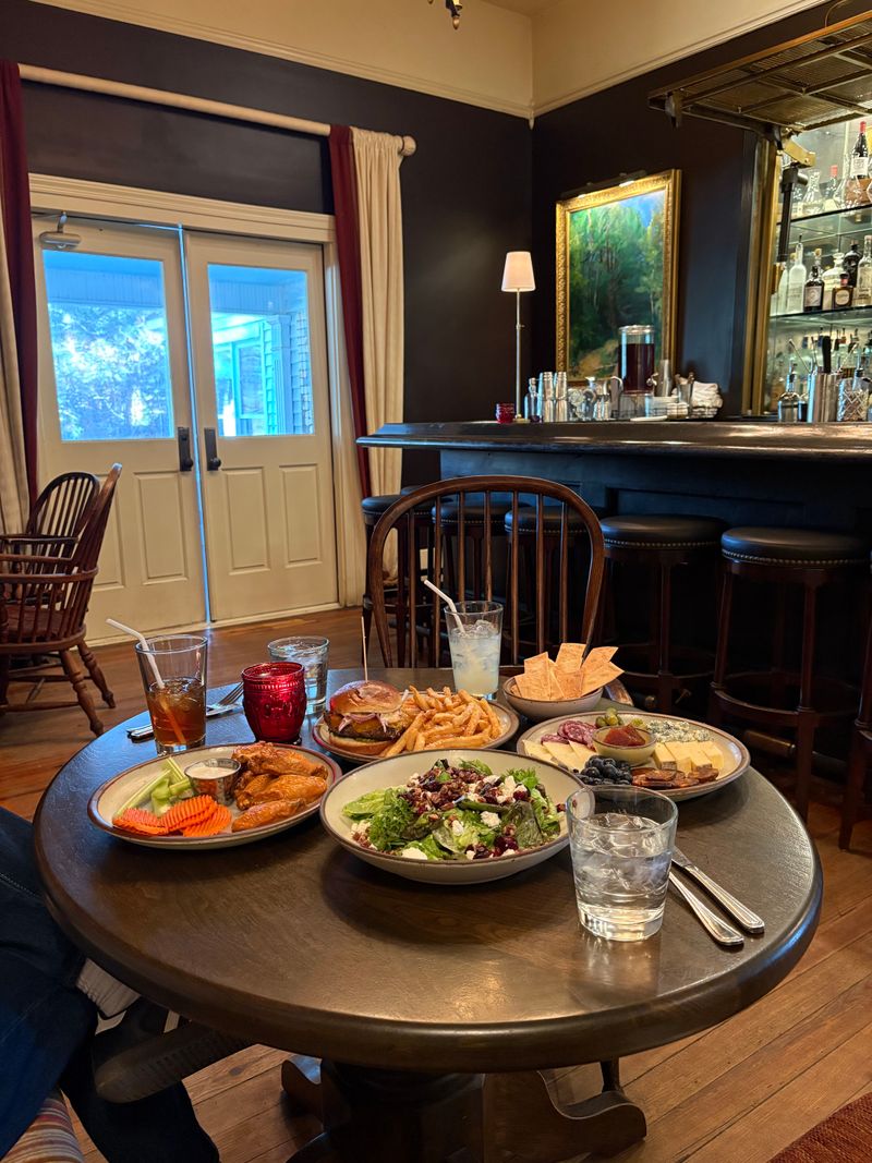 Brunch That's Worth Setting Your Alarm For