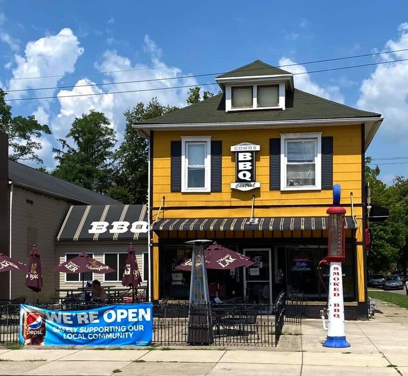 Combs BBQ Central, Middletown