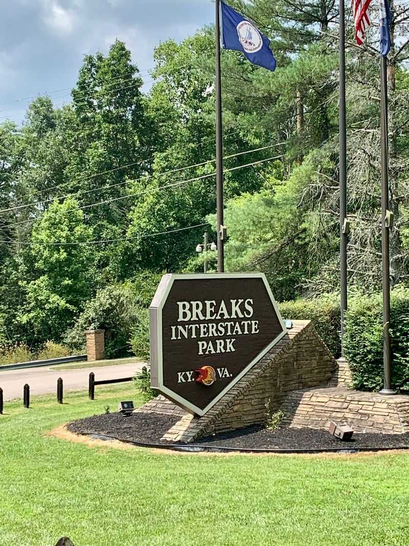 Peregrine Falcon Nesting Sites at Breaks Interstate Park