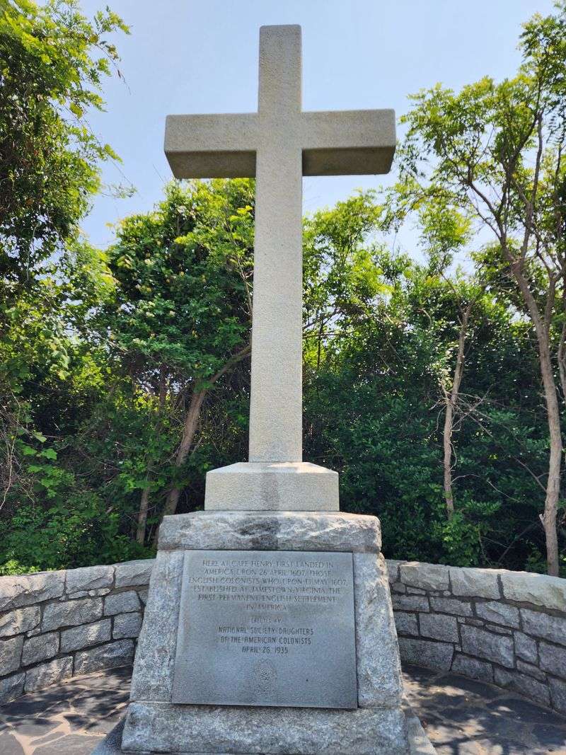 Cape Henry Memorial Cross